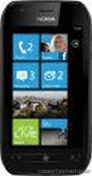 il dispositivo non on si accende NOKIA LUMIA 710